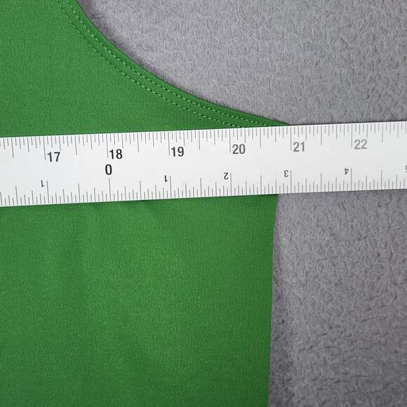 Chicos Tank Top Womens XL Green Microfiber Contemporary Basic Knit Stretch - Picture 3 of 9